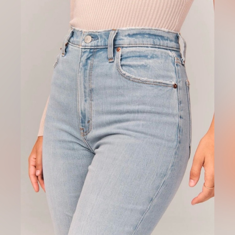 Abercrombie & Fitch The Skinny High Rise Curve Love Distressed Jeans Size 27 4 L - Picture 3 of 16